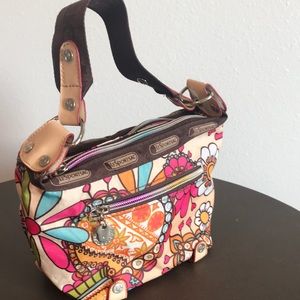 NWOT mini canvas flower print Hobo 🌺🌸